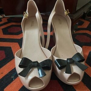 MELISSA Lady Love II Pink/Black Sandals, Size 10